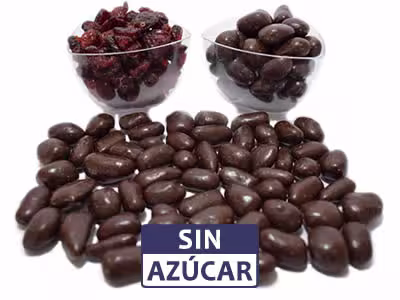Ar&aacute;ndanos cubiertos de Chocolate Oscuro al 70% sin az&uacute;car
